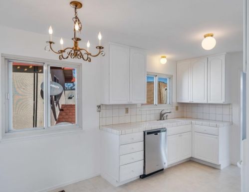 118 Dennis Dr, Daly City CA 94015-2812 exterior