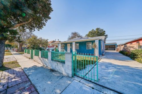 22709 Grace Ave, Long Beach, CA 90745-3916