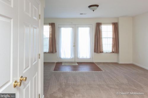 158 Dunlap Dr, Charles Town WV  25414-6506 exterior