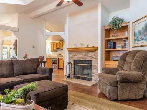 184 Terrace Way, Lake Nacimiento, CA 93446-5933