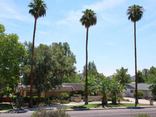 13849 Coral Gables Dr, Phoenix, AZ 85023-6274