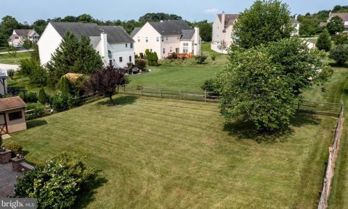 5027 Woodgate Ln, Collegeville PA  19426-3365 exterior