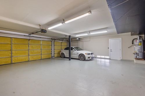 186 Baurer Cir, Folsom CA  95630-6786 exterior