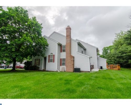 500 Beacon Ct, Lansdale, PA 19446-6386