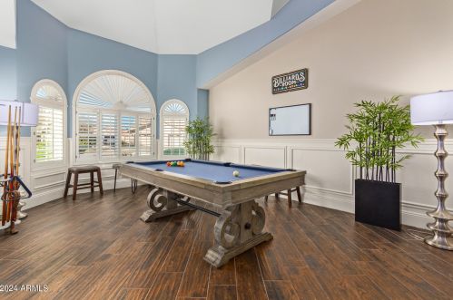 5717 Soft Wind Dr, Glendale AZ  85310-3643 exterior