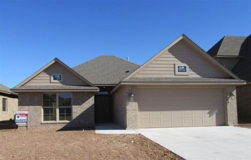 908 79th St, Lawton, OK 73505-6427