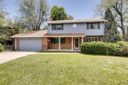 7702 Essex Pl, Boulder, CO 80301-4126