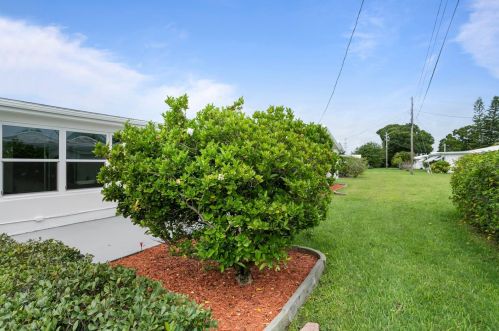 3725 98th Ave, Pinellas Park FL  33782-4022 exterior