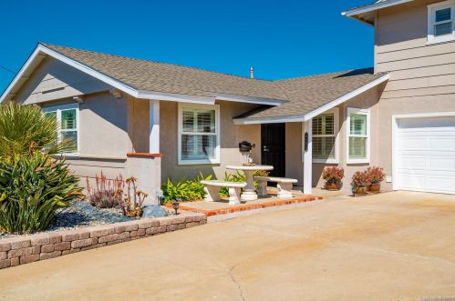 5131 Providence Rd, San Diego, CA 92117-1943