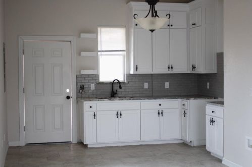 3636 Erath St, Fort Worth, TX 76119-2909