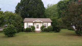 201 Joe St, Paris, TN 38242-5666