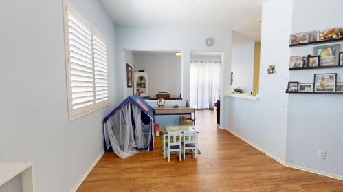 68214 Pasada Rd, Cathedral City, CA 92234-5683