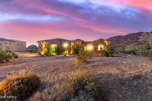 15330 Pinnacle Vista Rd, Sun City, AZ 85387