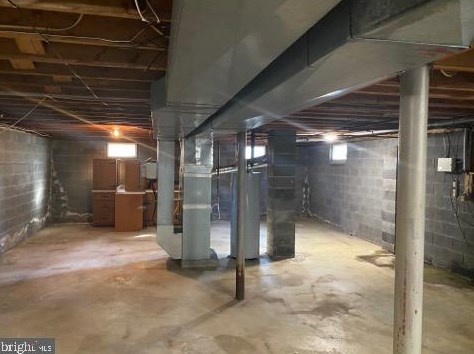 6862 Waldorf Ave, Camden NJ  08105-2821 exterior