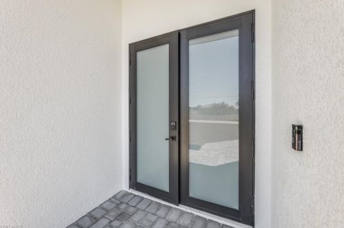 4328 35th Ave, Cape Coral, FL 33993-7315