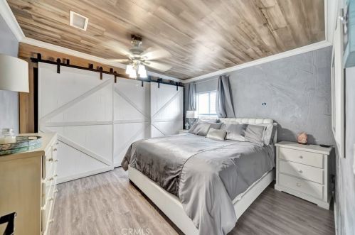 17119 Saticoy St, Van Nuys CA 91406-2146 exterior