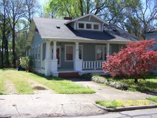 213 Chisholm St, Sanford NC  27330-3928 exterior