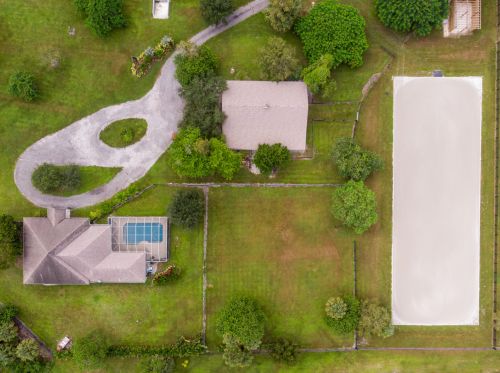 2562 Prarieview Dr, Town Of Loxahatchee Groves FL  33470-2572 exterior