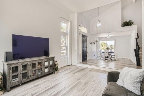 4727 Garfield St, La Mesa CA  91941-5405 exterior