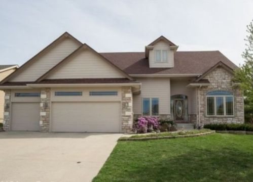 530 Turnberry Dr, Norwalk, IA 50211-9624