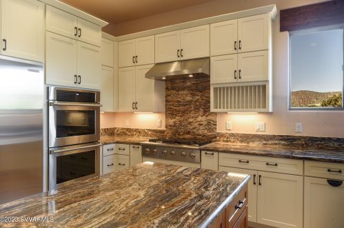 70 Las Ramblas, Sedona AZ 86351-9209 exterior