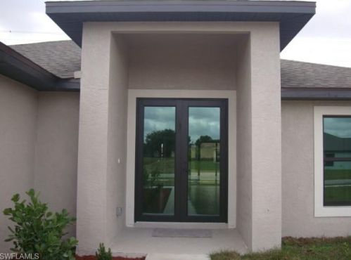 610 Morning Mist Ln, Lehigh Acres, FL 33974-5967