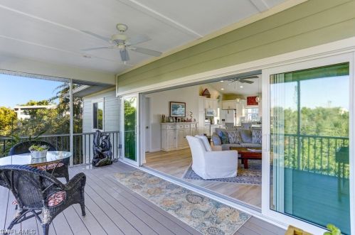 555 Piedmont Rd, Sanibel FL  exterior