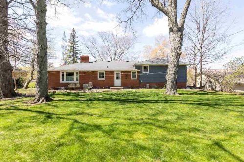 415 Skyline Blvd, Green Bay, WI 54302-4039