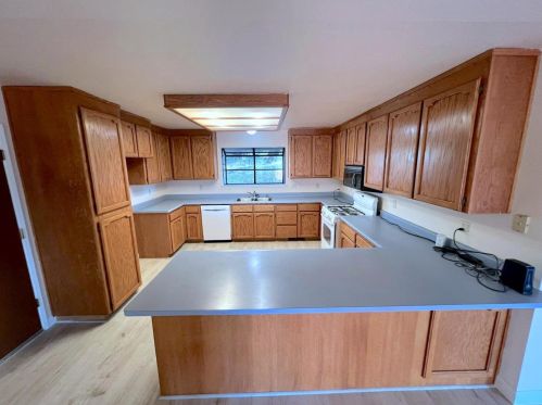 19617 Victoria Dr, Grass Valley CA  95949-9301 exterior