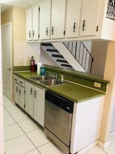 111 Tiffany Dr, West Palm Beach, FL 33407-3259