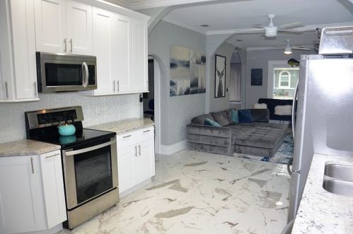 2213 Avenue E, Winter Haven FL  33880-2114 exterior
