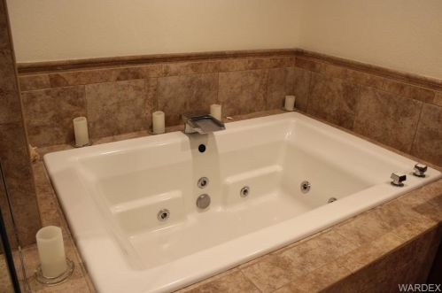 1150 Camino Cv, Bullhead City AZ  86442-4300 exterior