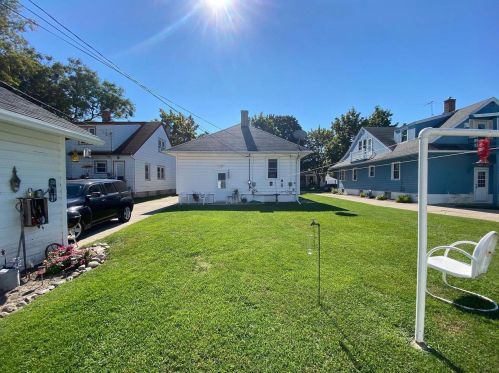 1573 Morrow St, Green Bay, WI 54302-1734