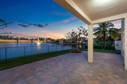 3124 Santa Margarita Rd, West Palm Beach, FL 33411-6450