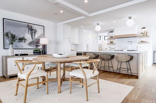 413 Bayview Dr, Manhattan Beach CA  90266-5717 exterior