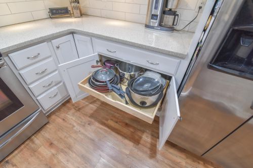 302 Keeneland Dr, Newport KY  41075-4071 exterior