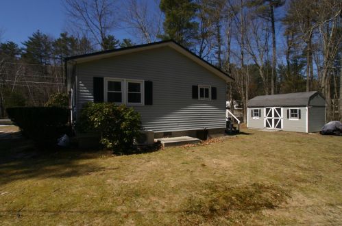 42 Judith St, Danville NH  03819-5141 exterior