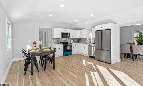 15 Shenandoah Cres, Wharton NJ  07885-2910 exterior