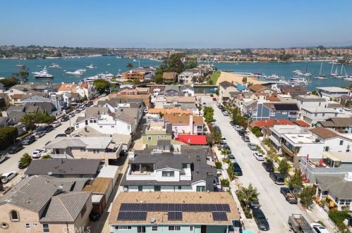 307 Anade Ave, Newport Beach, CA 92661-1115
