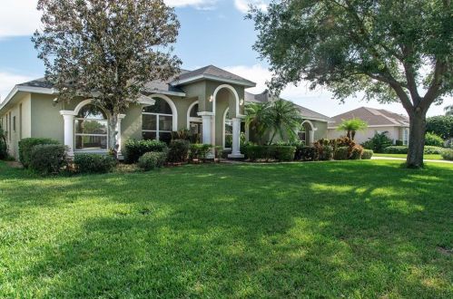 445 Talamone Dr, Winter Haven, FL 33884-4159