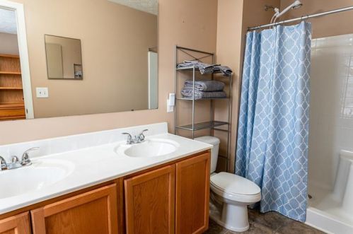 124 Cole Ct, Harmony PA  16037-7766 exterior