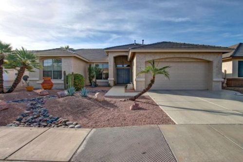 17811 Club Vista Dr, Sun City, AZ 85374-2909
