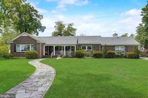 508 Browning Rd, Camden, NJ 08107-1920