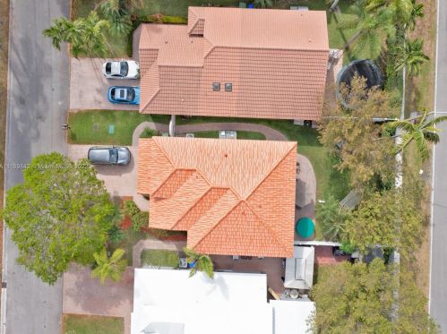 348 107th Ave, Hollywood FL  33026-4068 exterior