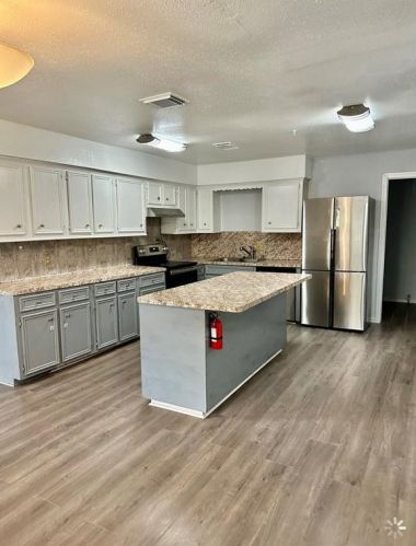 12335 Roy Rd, Pearland TX  77581-7987 exterior