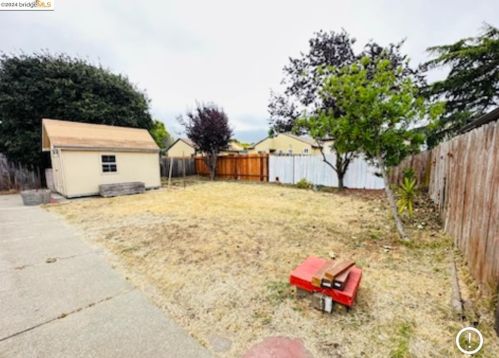 6120 Panama Ave, Richmond CA  94804-5524 exterior