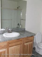 678 Glencoe Pl, Bend OR  97702-1695 exterior