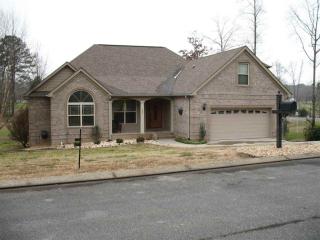 149 Chestnut Grove Ln, Cleveland, TN 37323-4421