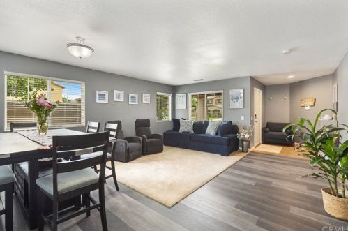 45008 Starina St, Lake Elsinore CA  92532-1515 exterior