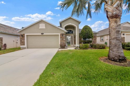 1390 Lago Mar Dr, Melbourne, FL 32940-6320
